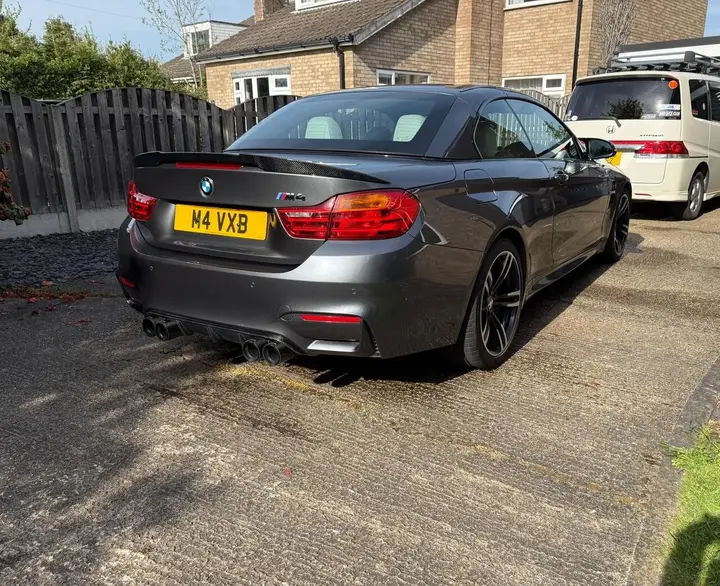 BMW M4 2015 photo 4