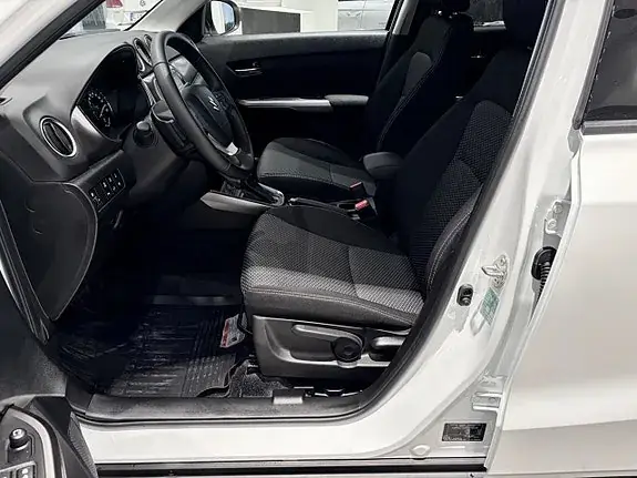 Suzuki Vitara 2026 photo 2
