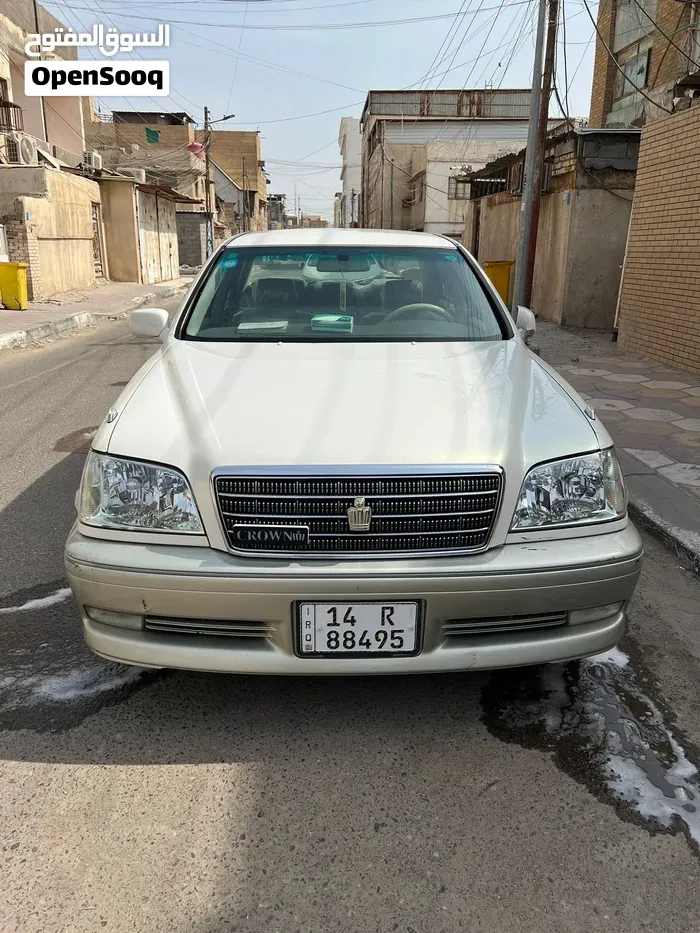 Toyota Crown 2002 photo 2
