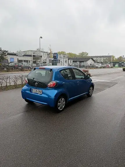 Toyota Aygo 2010 photo 3
