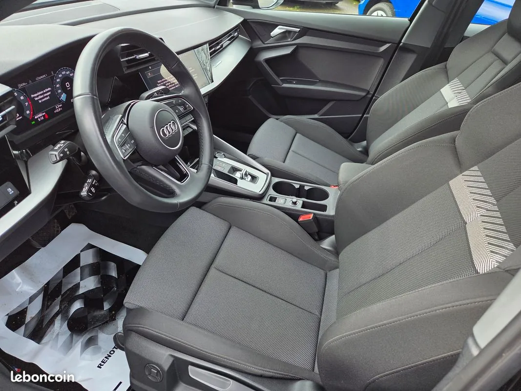Audi A3 2024 photo 3