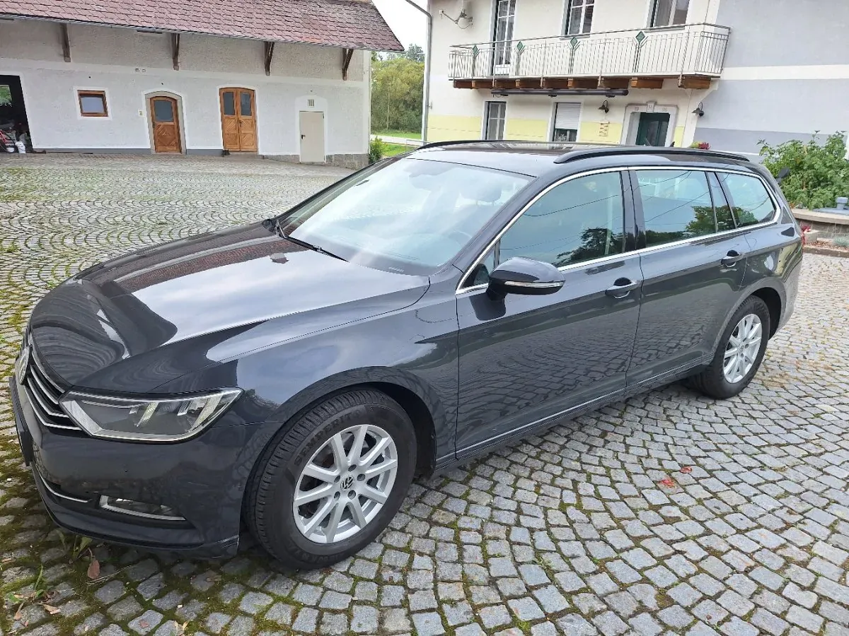 Volkswagen Passat 2016 photo 2