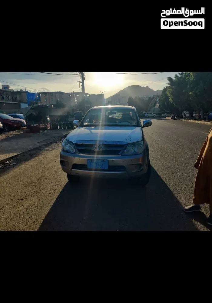 Toyota Fortuner 2006 photo 3