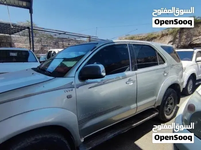 Toyota Fortuner 2006 photo 5