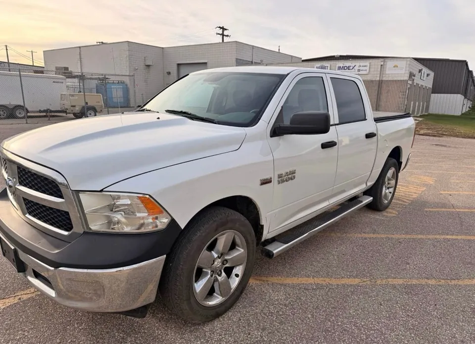 Dodge Ram 1500 2013 photo 3