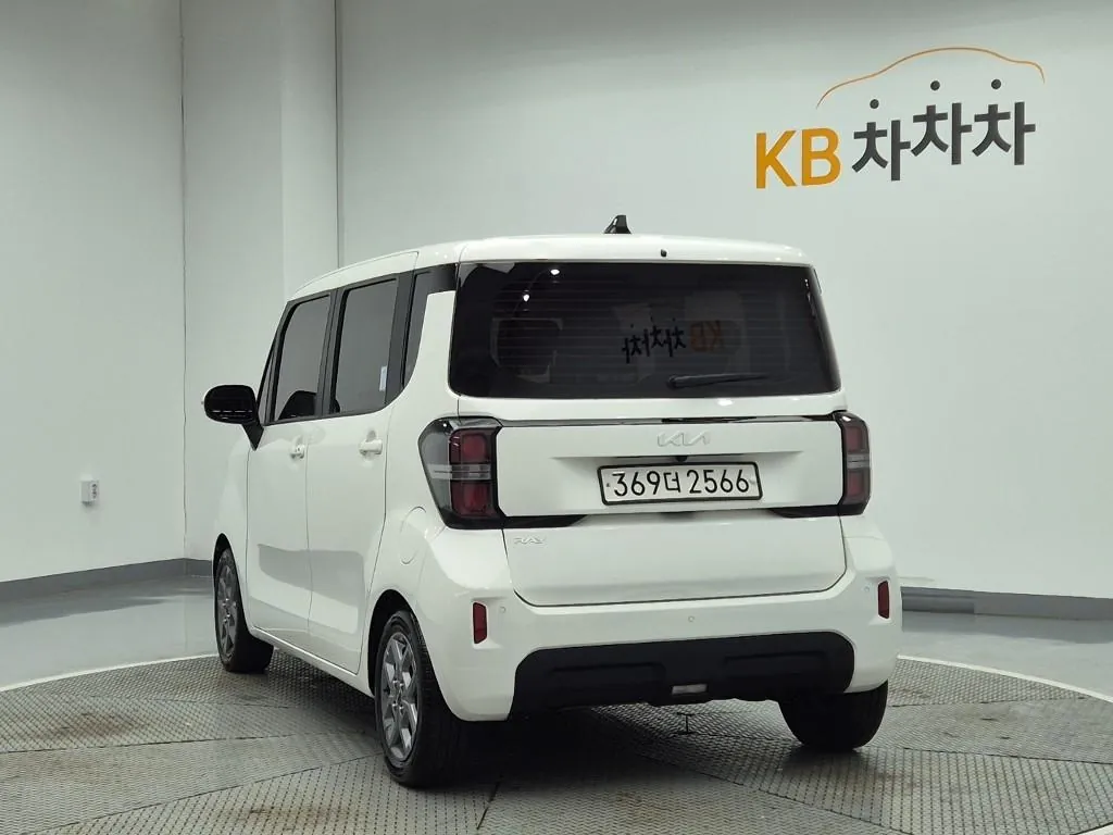 Kia Ray 2023 photo 2