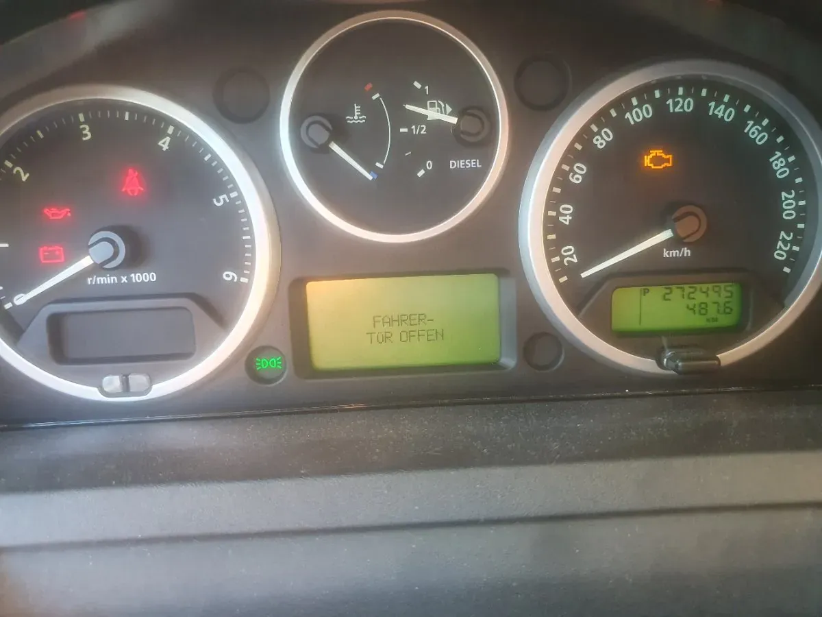 Land Rover Range Rover Sport 2010 photo 3