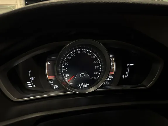 Volvo V40 Cross Country 2017 photo 3