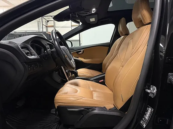 Volvo V40 Cross Country 2017 photo 5