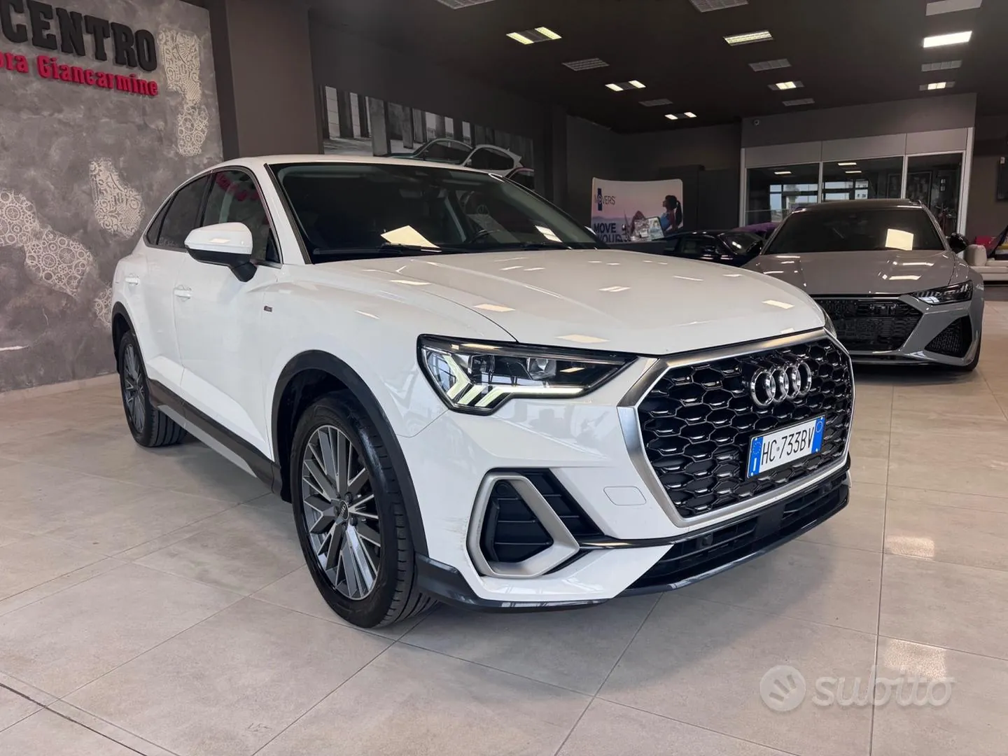 Audi Q3 2021 photo 3
