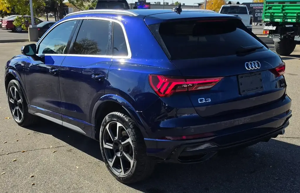 Audi Q3 2025 photo 3
