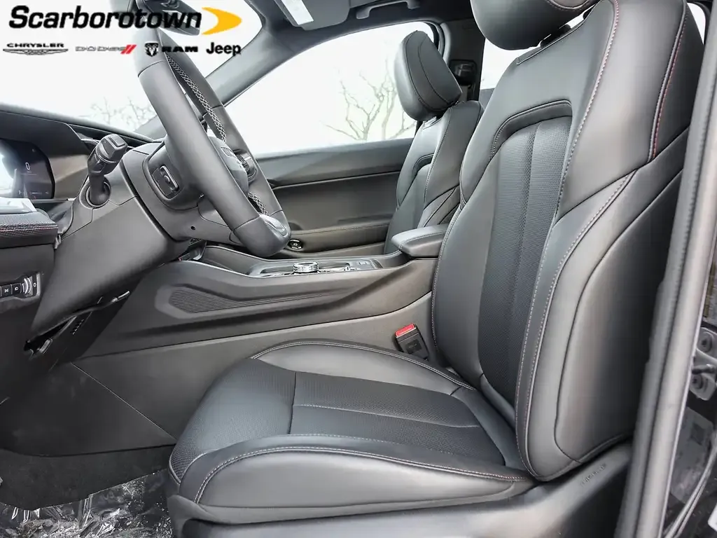 Jeep Cherokee 2026 photo 5