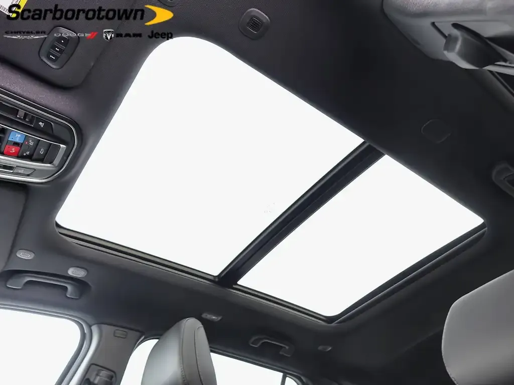 Jeep Cherokee 2026 photo 4