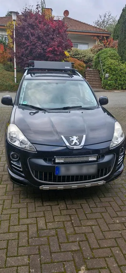 Peugeot 4007