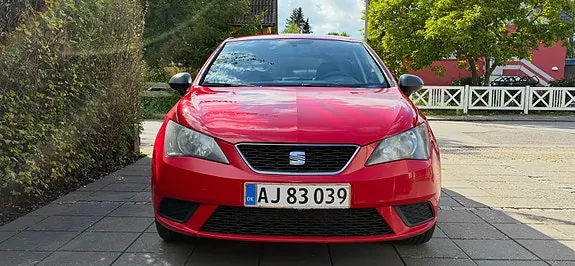 Seat Ibiza 2013 photo 2
