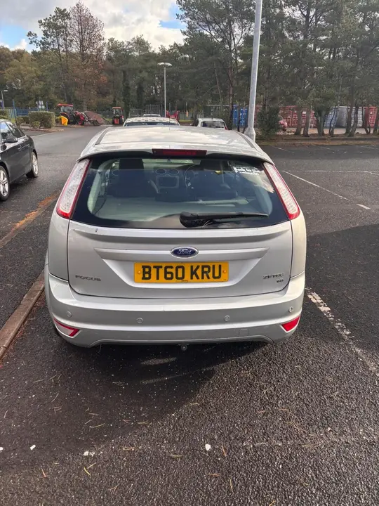 Ford Focus 2011 photo 3
