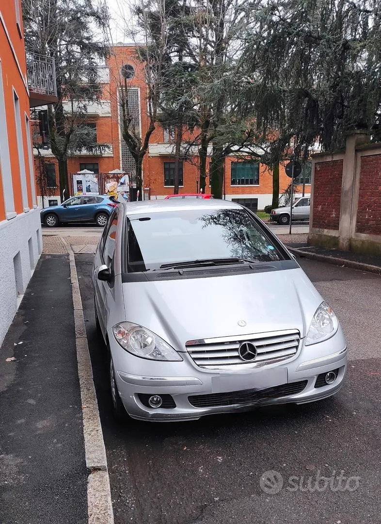 Mercedes-Benz A