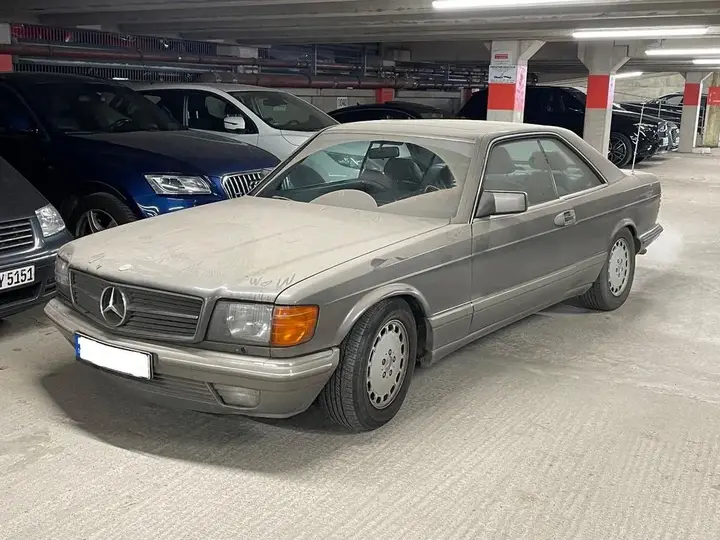 Mercedes-Benz 560Sec