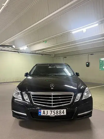Mercedes-Benz E 220 D 2011 photo 3
