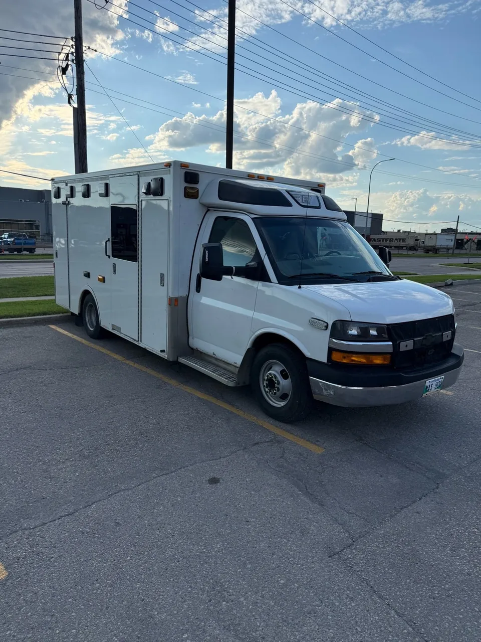 Chevrolet G3500 2017 photo 2