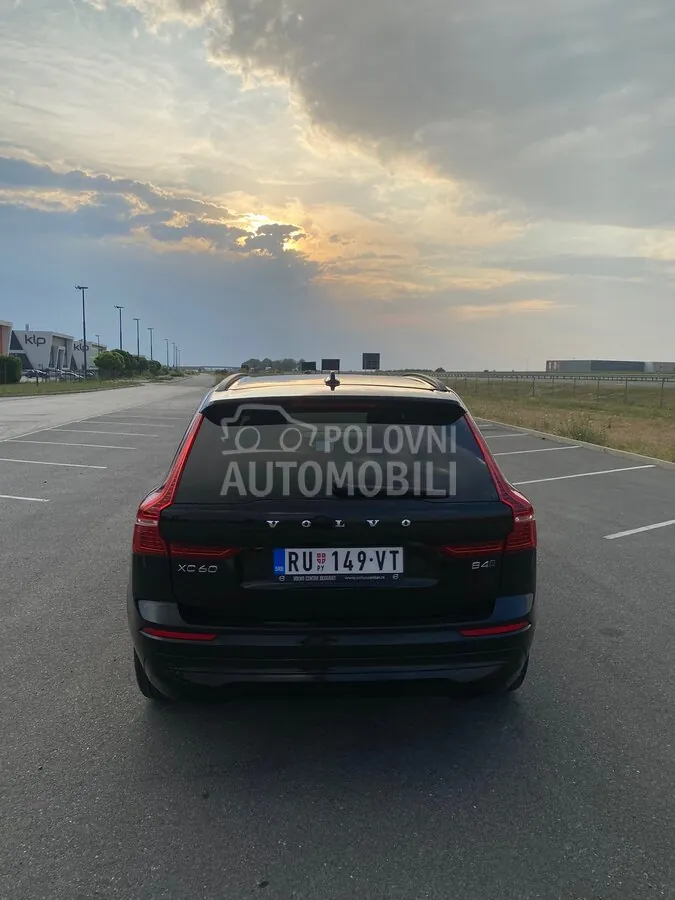 Volvo Xc60 2022 photo 3