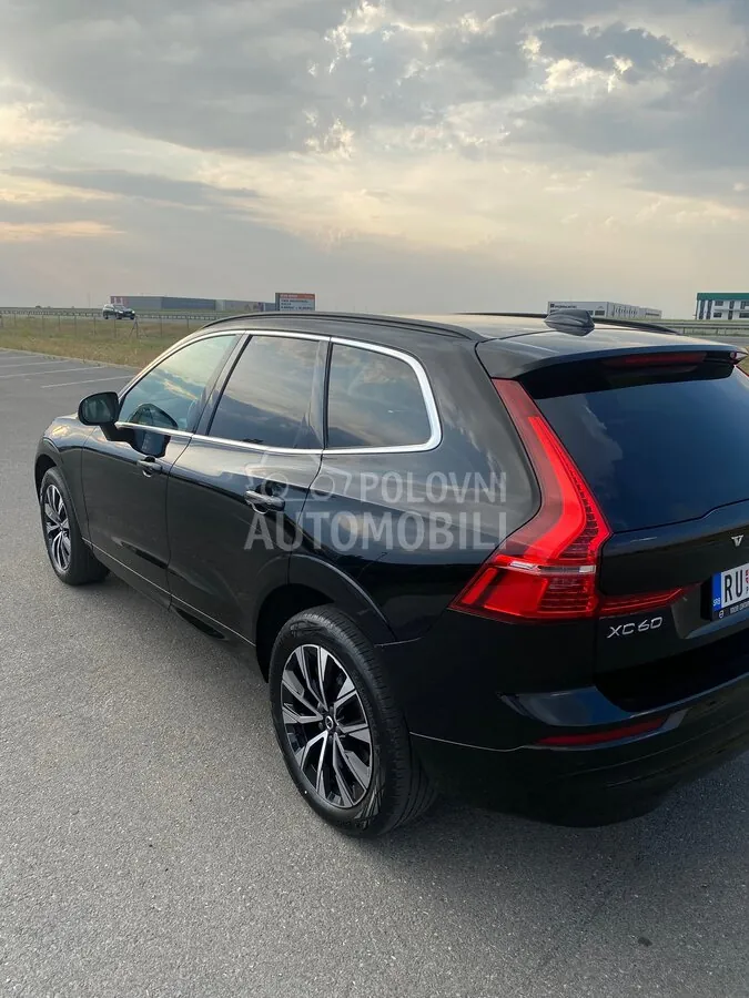 Volvo Xc60 2022 photo 2