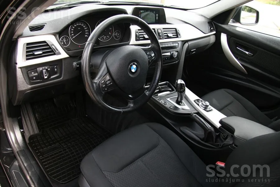 BMW 318 2015 photo 5