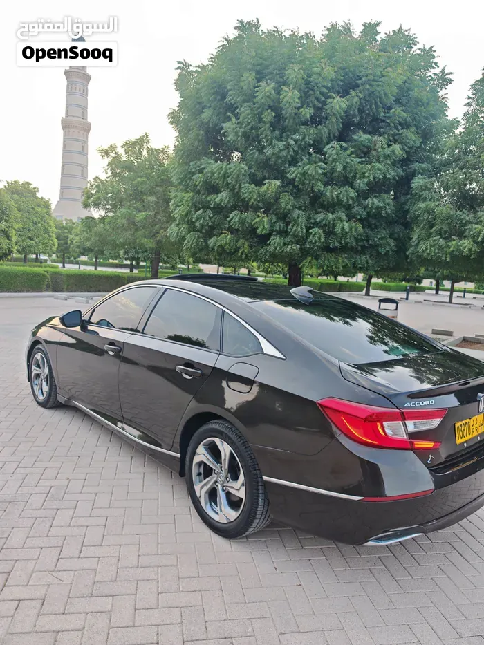 Honda Accord 2018 photo 5