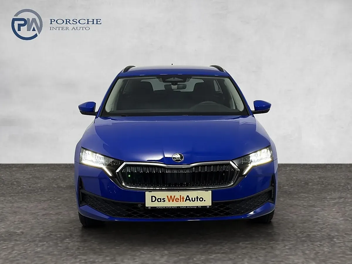 Skoda Octavia 2026 photo 2