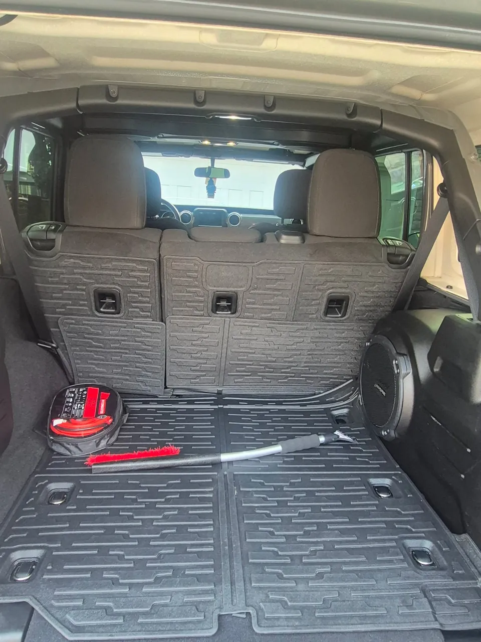 Jeep Wrangler 2021 photo 3
