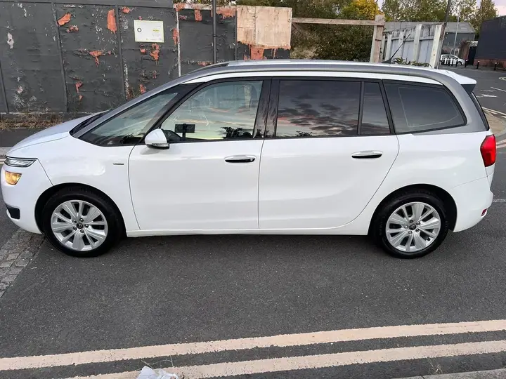 Citroen Grand C4 Picasso 2015 photo 3