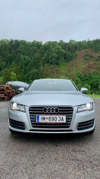 Audi A7 2012 photo 2