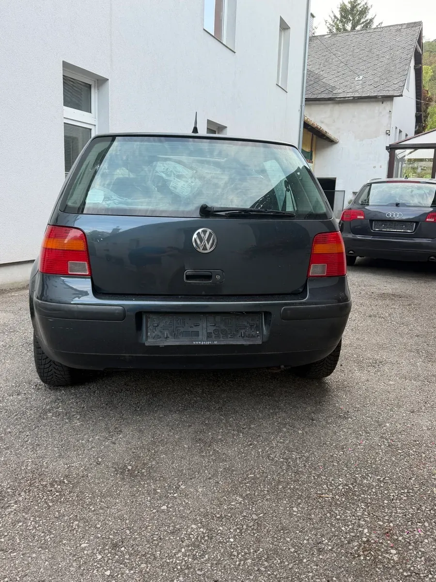 Volkswagen Golf 2001 photo 3