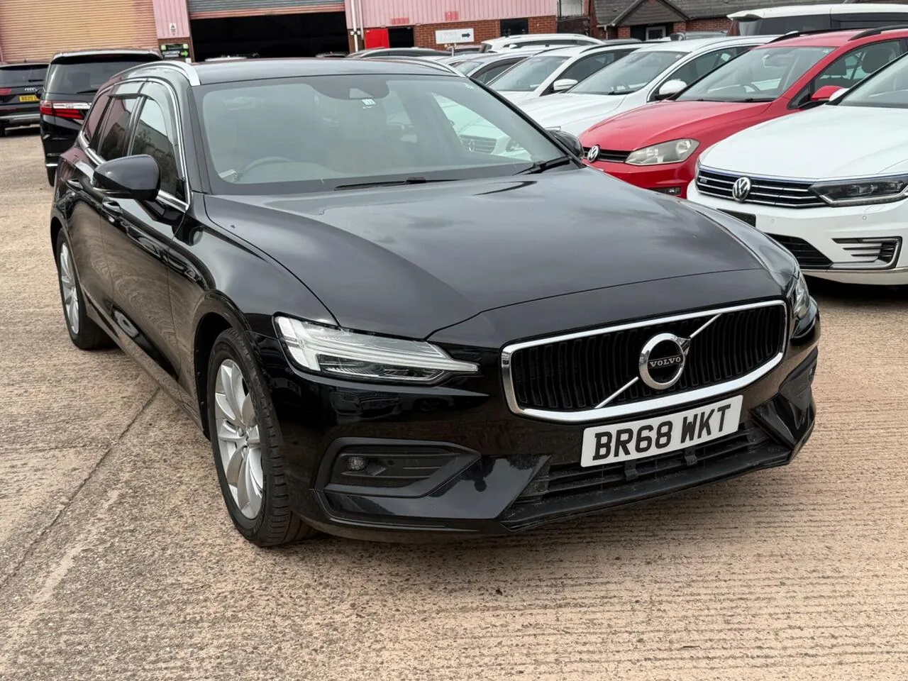 Volvo V60 2018 photo 2