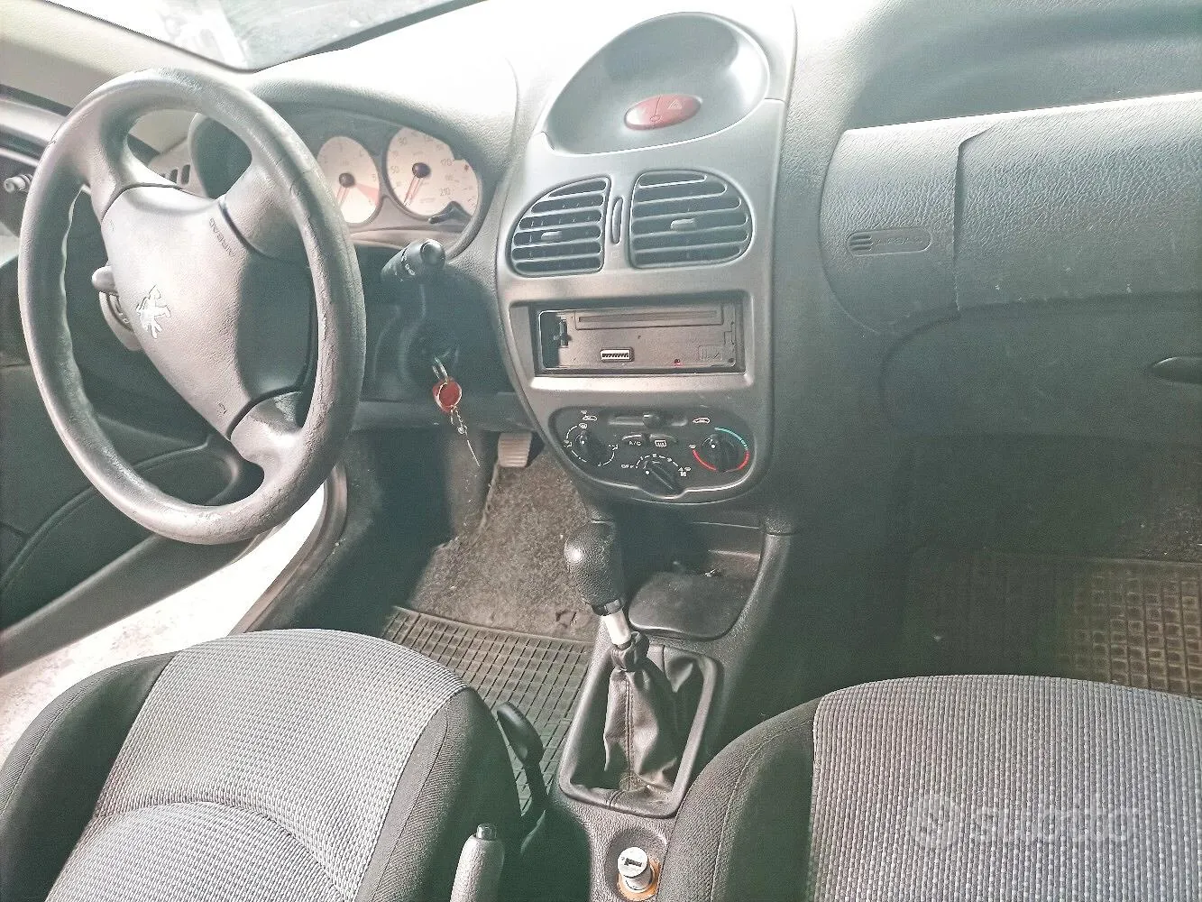 Peugeot 206 2005 photo 4