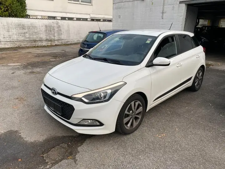 Hyundai I20