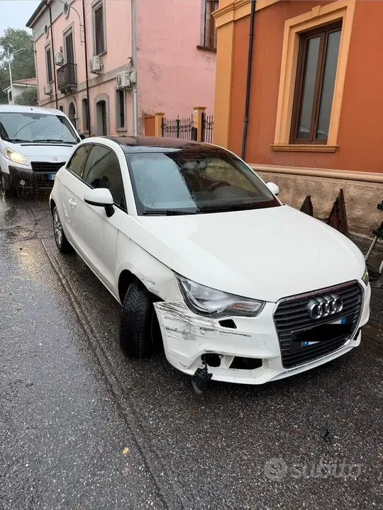 Audi A1 2011 photo 3