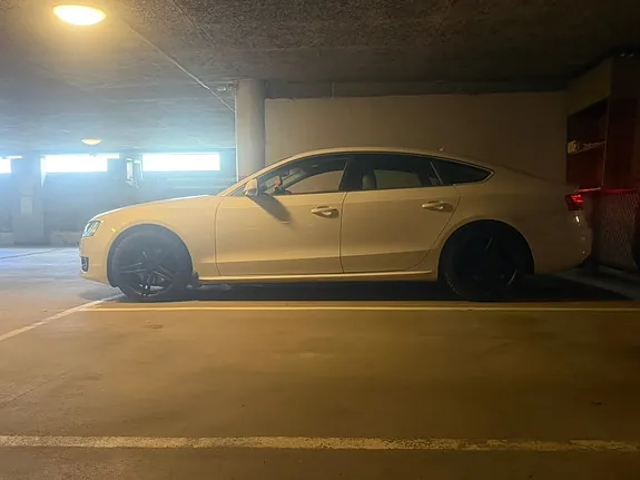 Audi A5 2010 photo 5