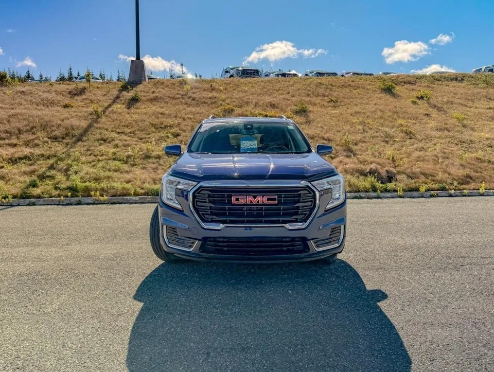 GMC Terrain 2022 photo 3