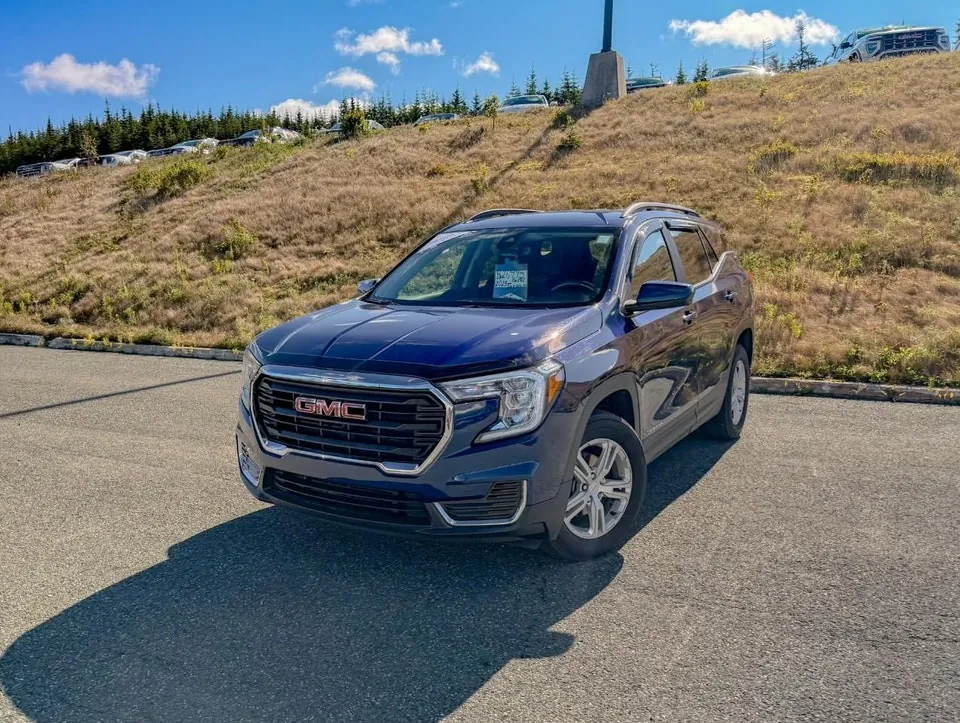 GMC Terrain 2022 photo 2