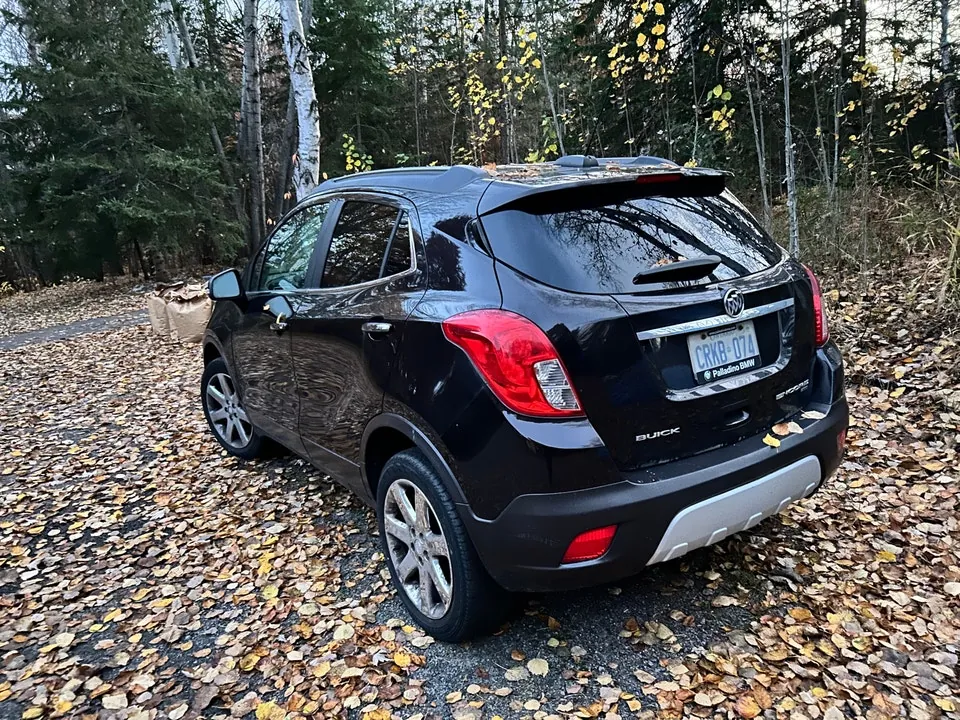 Buick Encore 2016 photo 2