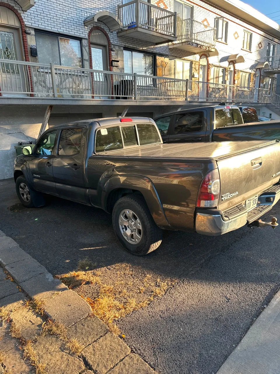 Toyota Tacoma 2010 photo 2