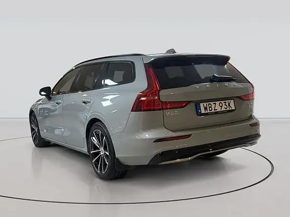 Volvo V60 2025 photo 3