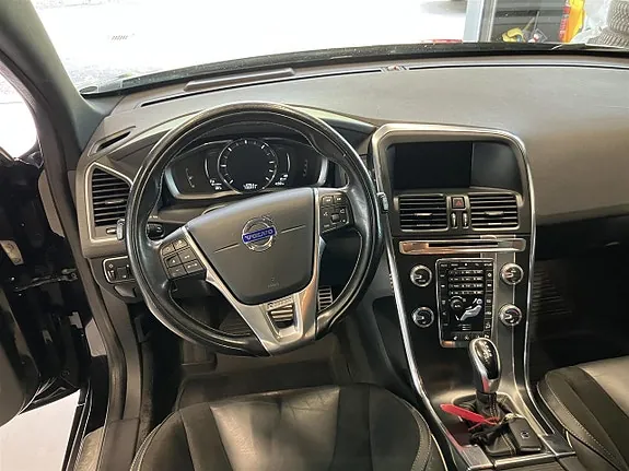 Volvo Xc60 2017 photo 2