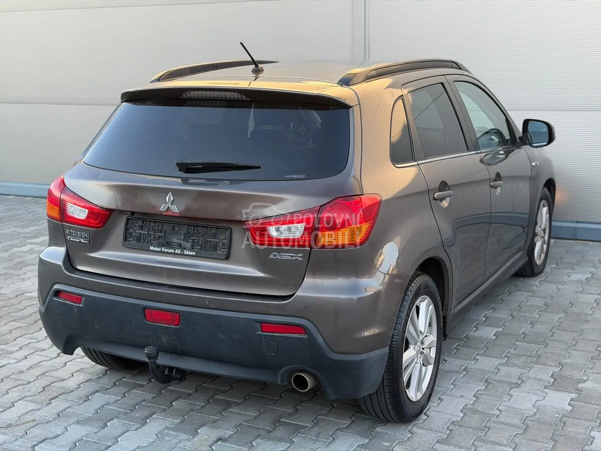 Mitsubishi Asx 2012 photo 3