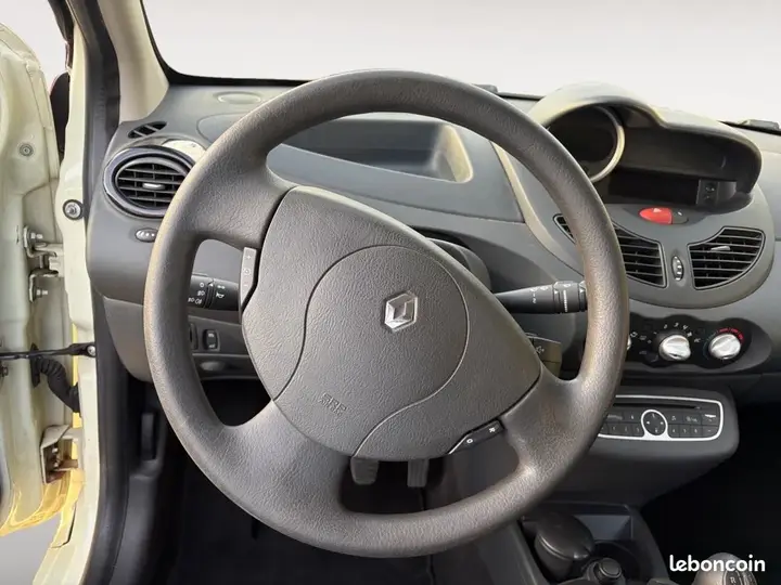 Renault Twingo 2012 photo 5