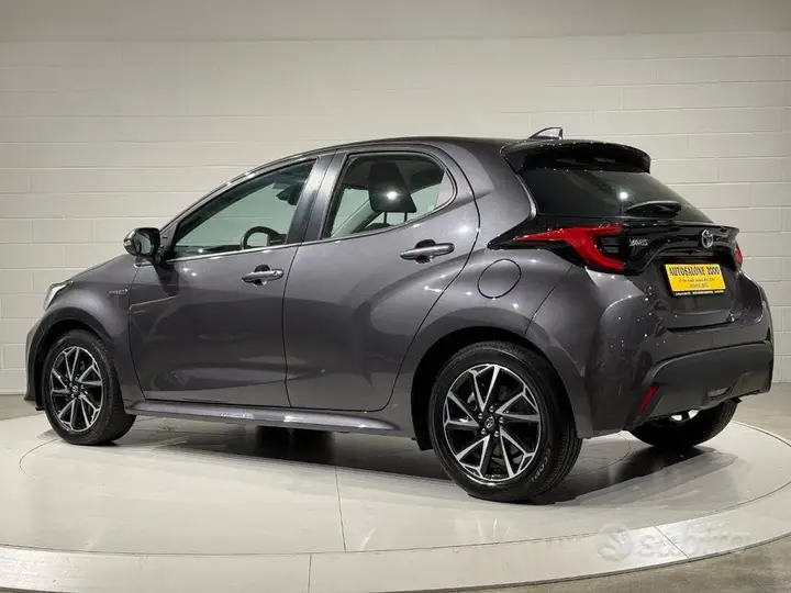 Toyota Yaris 2021 photo 3