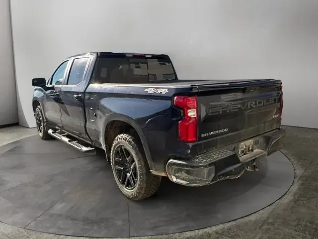 Chevrolet Silverado 1500 2023 photo 3