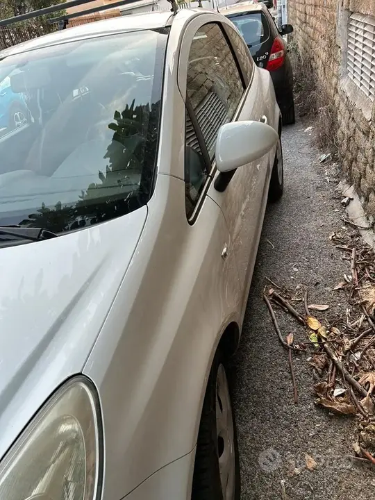 Opel Corsa 2012 photo 3