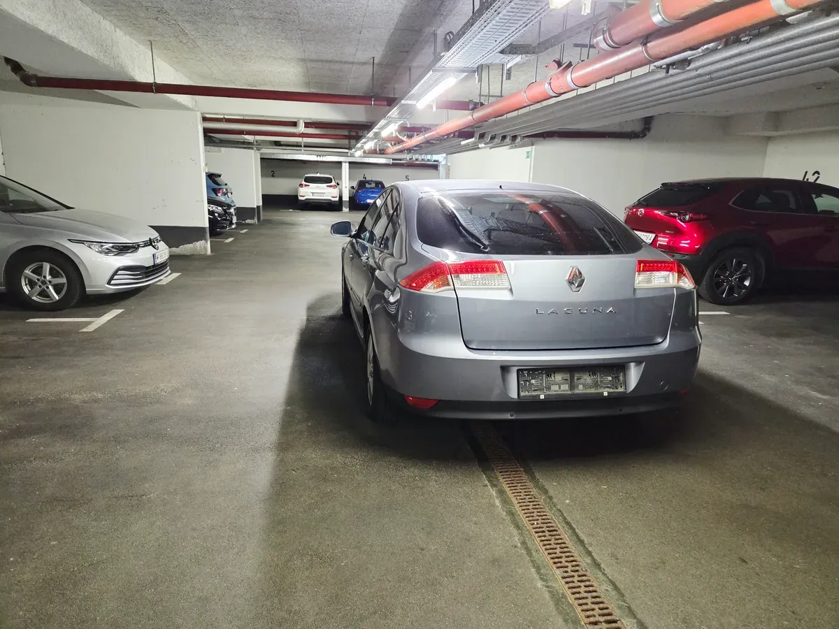 Renault Laguna 2008 photo 3
